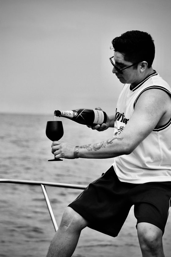 Un brindis en el mar
